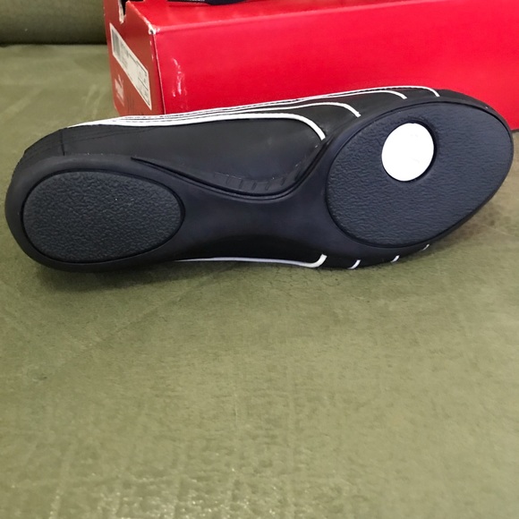 Puma Sneakers - Picture 7 of 9